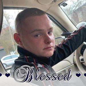 Meet your Posher, Eric